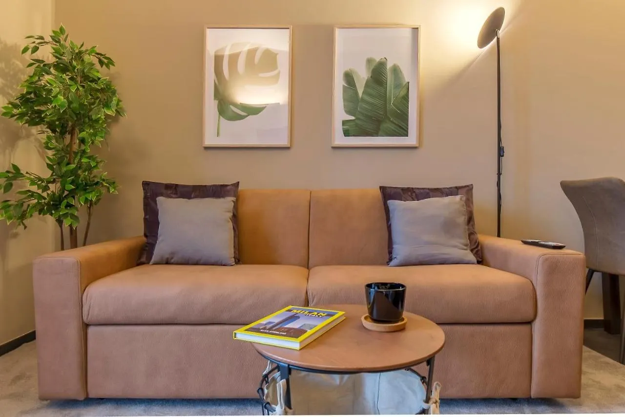 Modern & Bright 2 Bedroom Flat 50M From M4 Stop Mailand 0*,
