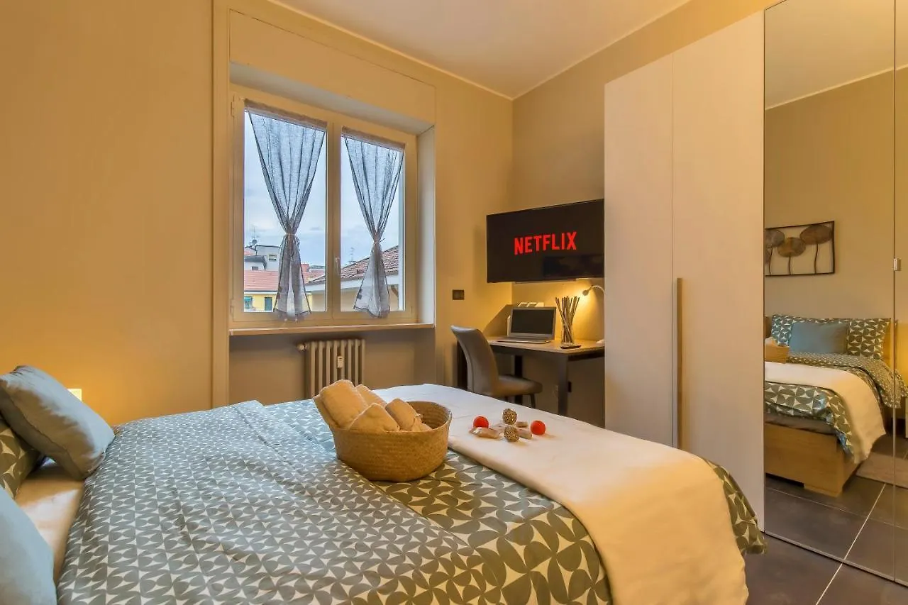 Apartment Modern & Bright 2 Bedroom Flat 50M From M4 Stop Mailand